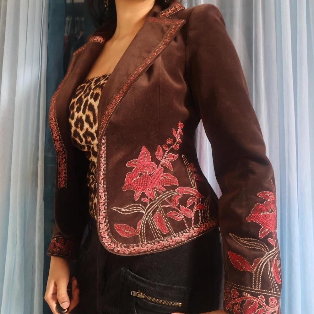 STUNNING Floral Embroidered Brown Velvet Blazer Jacket